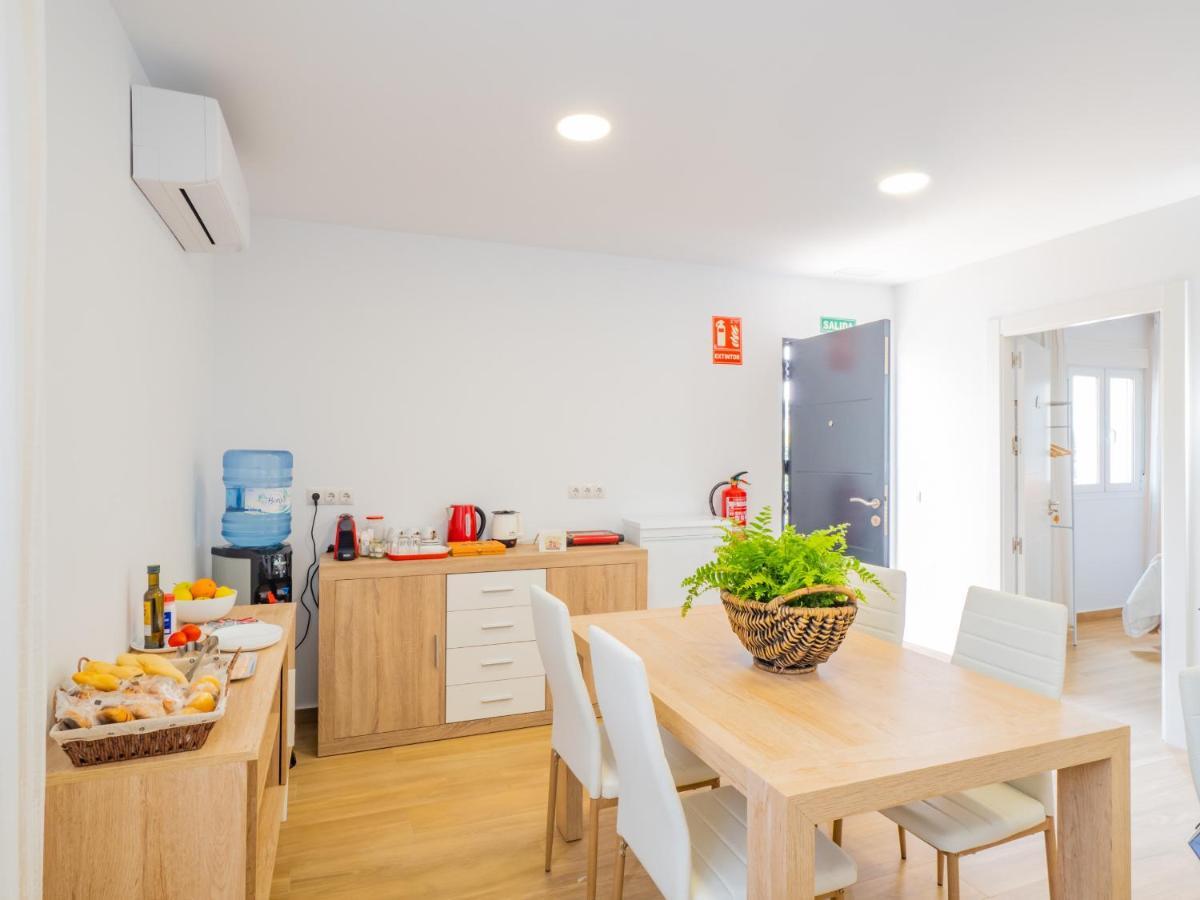 Cubo'S Hostal William'S Sunny 5 With Breakfast Torre de Benagalbοn Εξωτερικό φωτογραφία