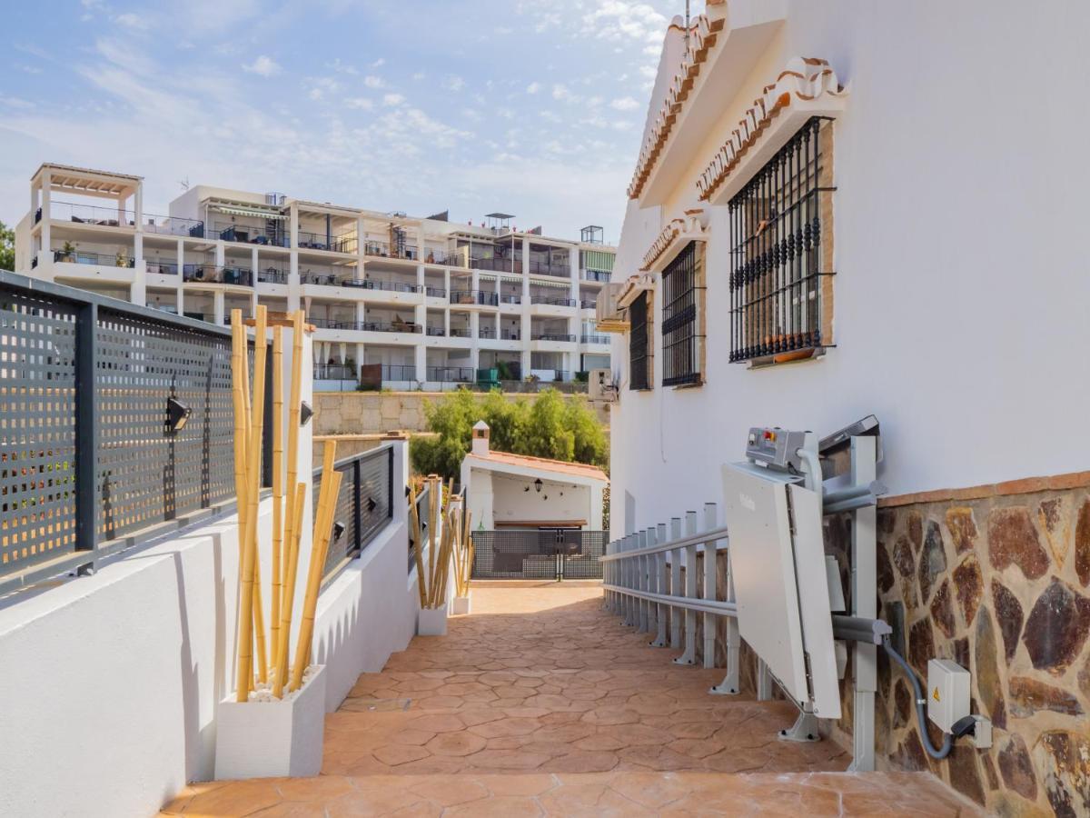 Cubo'S Hostal William'S Sunny 5 With Breakfast Torre de Benagalbοn Εξωτερικό φωτογραφία