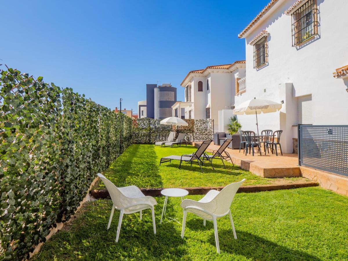 Cubo'S Hostal William'S Sunny 5 With Breakfast Torre de Benagalbοn Εξωτερικό φωτογραφία